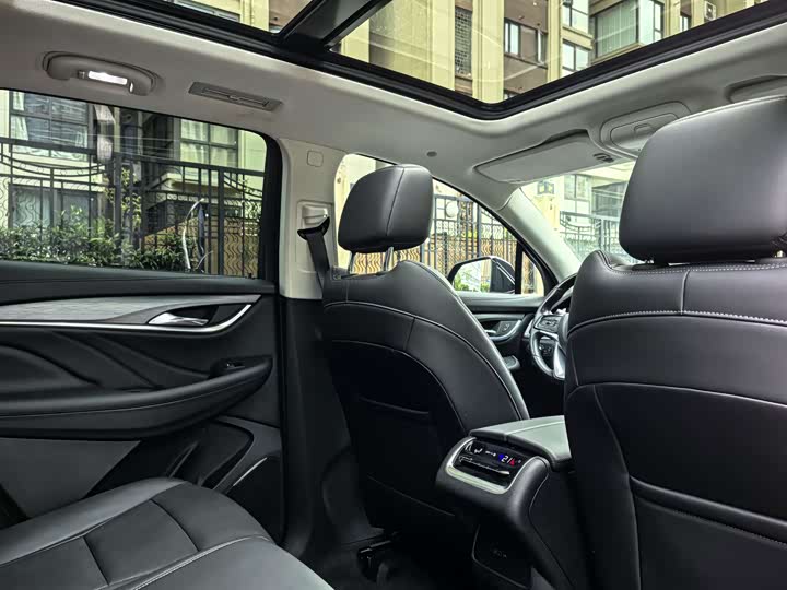 Buick Enclave — фото 10