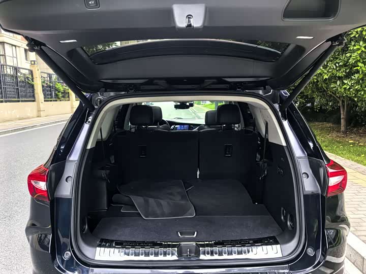 Buick Enclave — фото 15