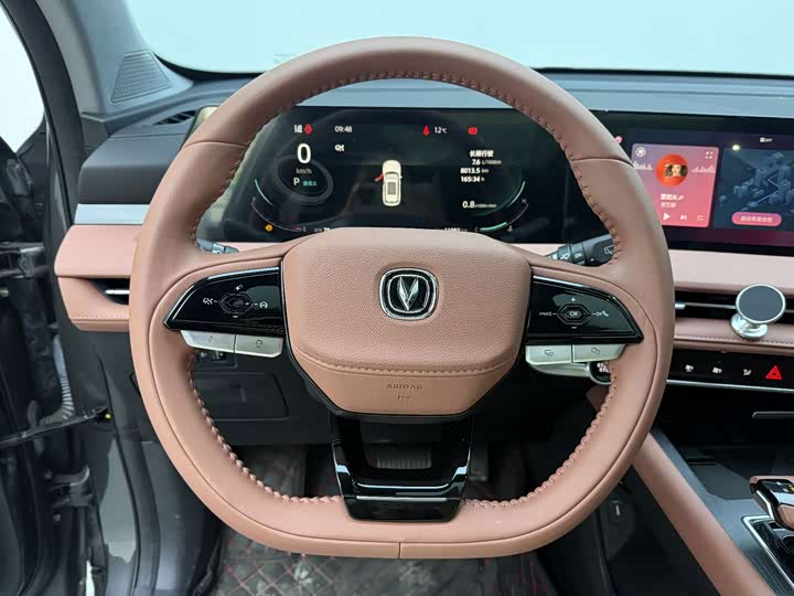 Changan CS75 PLUS 2023 1.5 T ATPremium — фото 12