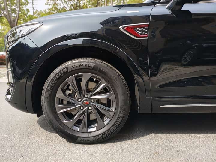 Hongqi HS5 2023 2.0 T Pro — фото 4