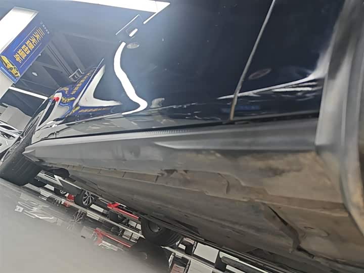 Changan UNI-V 2022 1.5 T Premium — фото 21