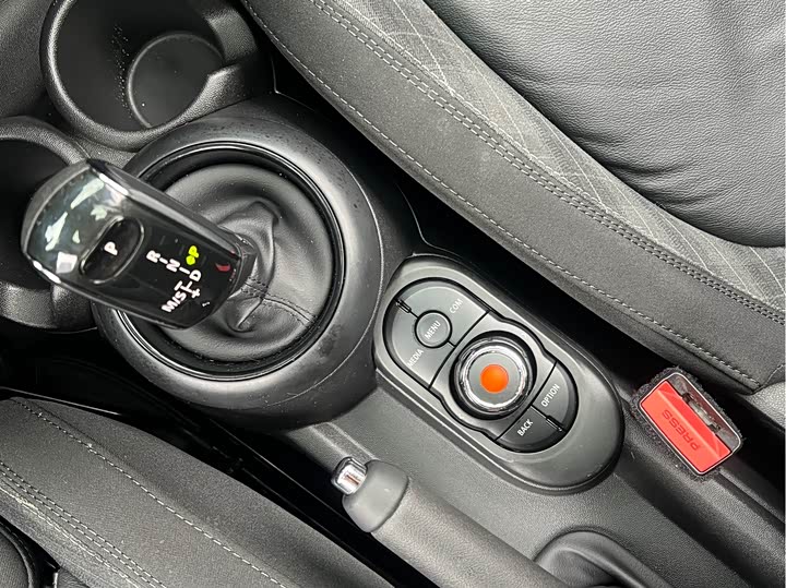 MINI Hatch — фото 13
