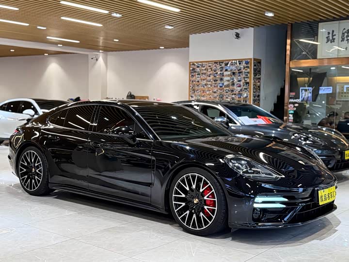 Porsche Panamera 2017 Panamera 3.0 T — фото 3