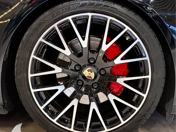 Porsche Panamera 2017 Panamera 3.0 T — фото 30
