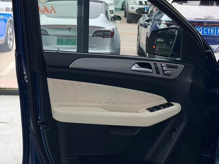 Mercedes-Benz GLE 2017 AMG GLE 43 4 MATIC SUV — фото 5