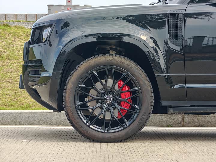 Land Rover Defender — фото 7
