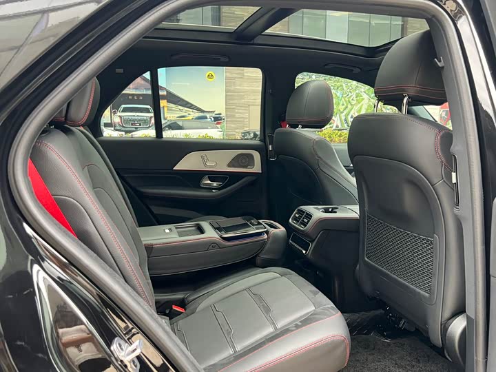 Mercedes-Benz GLE 2024 AMG GLE 53 4 MATIC+ — фото 13