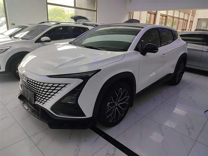 Changan UNI-T 2022 1.5 T Flagship — фото 2
