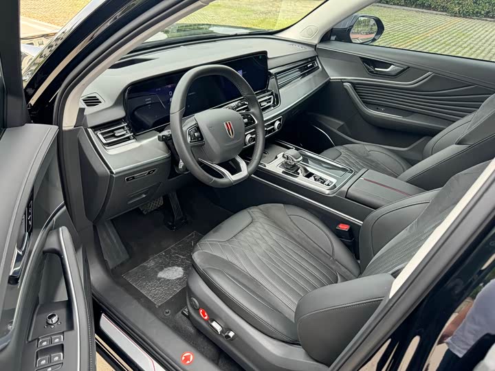 Hongqi HS5 2023 2.0 T 4 WD Pro — фото 3