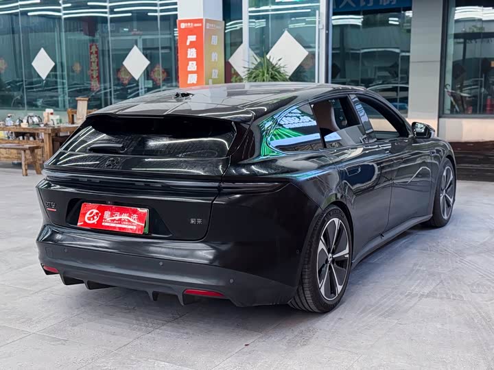 NIO ET5T 2024 100k Wh Touring — фото 7