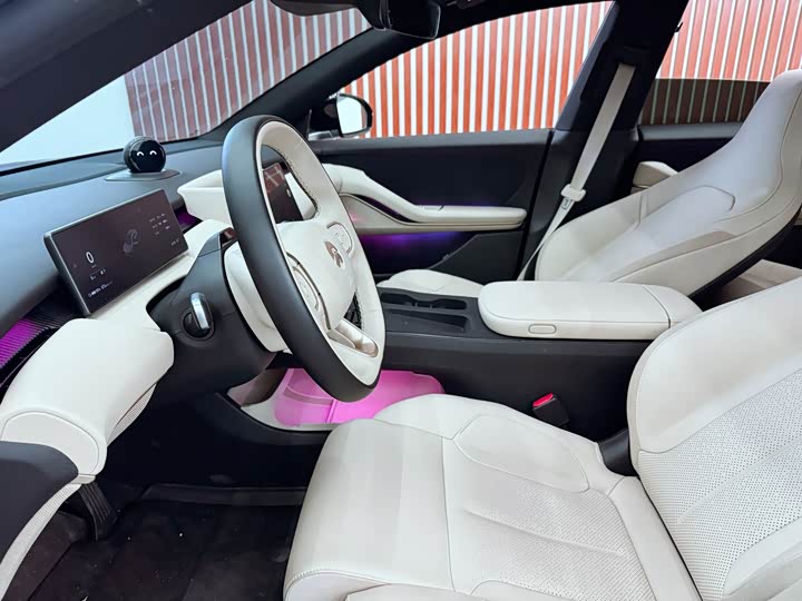 NIO ET5T 2024 100k Wh Touring — фото 14