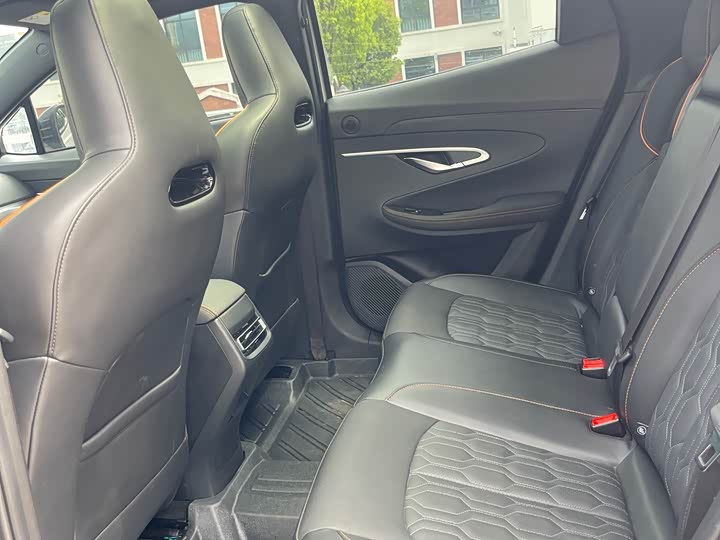 Changan UNI-T 2023 1.5 T Premium — фото 19