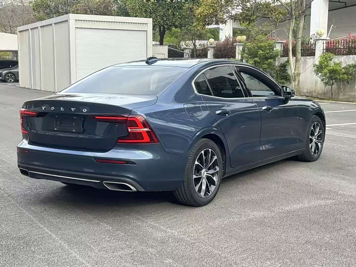 Volvo S60 2021 T 4 — фото 14