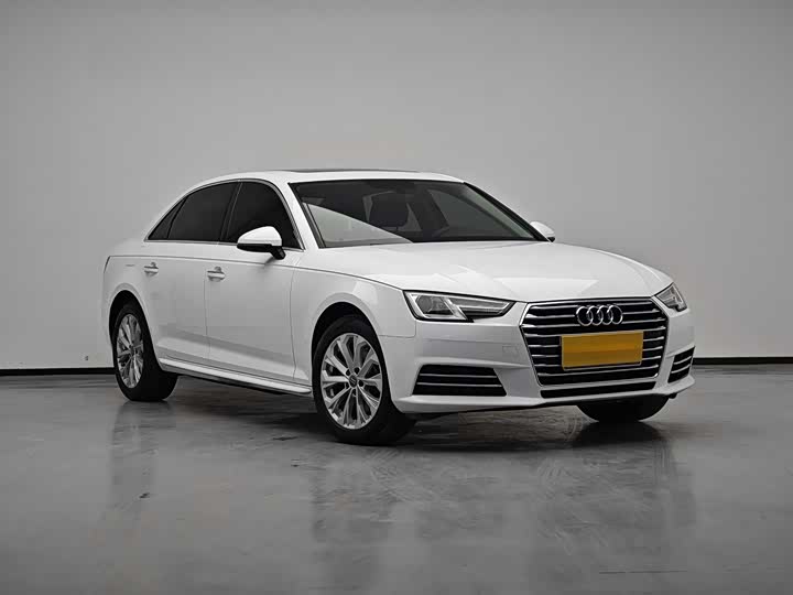 Audi A4L 40 TFSI базовая — фото 3