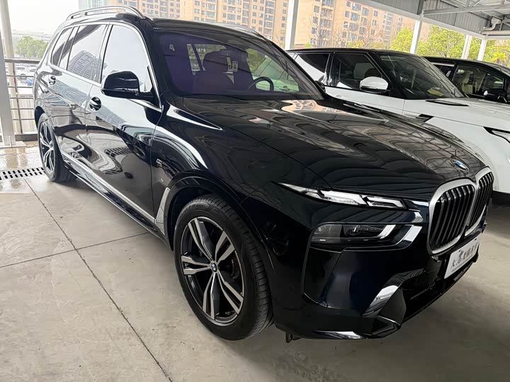 BMW X7 2023 x Drive 40i M — фото 2