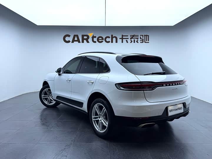 Porsche Macan 2020 Macan 2.0 T — фото 7