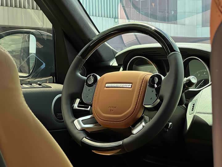 Land Rover Discovery — фото 21