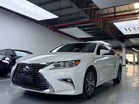 Lexus ES 2017 300h Mark Levinson — фото 26