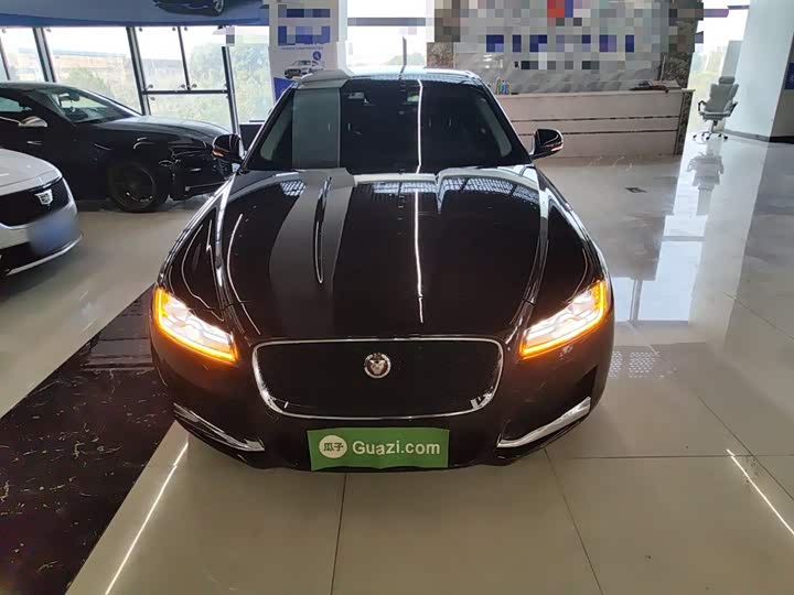 Jaguar XFL 2020 XFL 2.0 T P 250 2 WD — фото 3