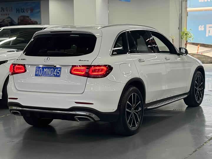 Mercedes-Benz GLC 2022 GLC 300 L 4 MATIC Luxury — фото 7