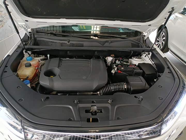 Changan CS75 PLUS 2023 2.0 T ATPremium — фото 16