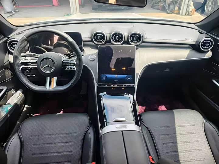 Mercedes-Benz C-Class 2023 C 200 L — фото 5