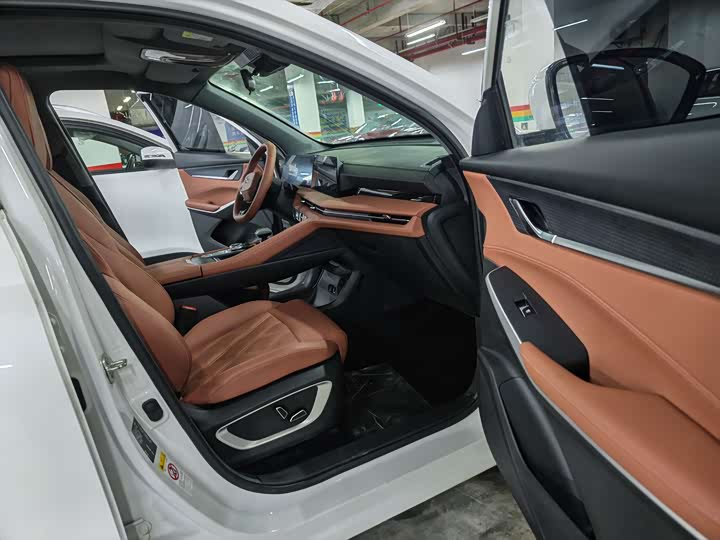 Changan CS75 PLUS 2023 2.0 T ATPremium — фото 11