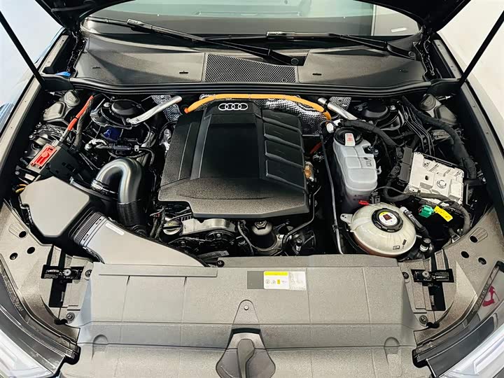 Audi A6L 2020 55 TFSI e quattro — фото 9
