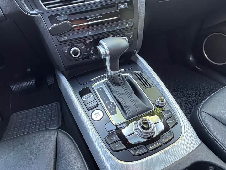 Audi Q5 2013 45 TFSI quattro Sport — фото 13