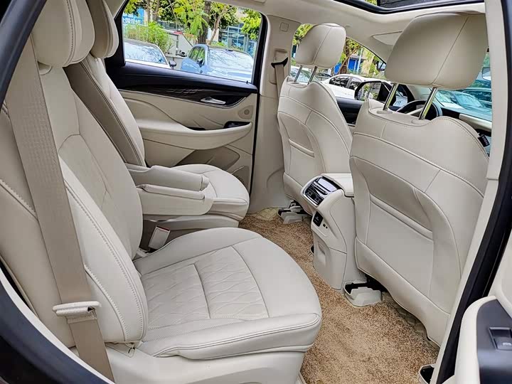 Buick Enclave — фото 10