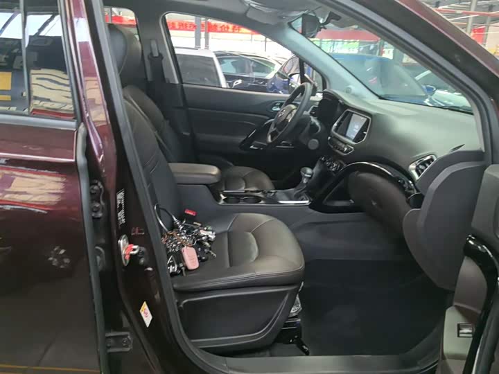 Trumpchi GS4 2017 235 T AT 2 WD — фото 25