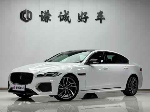 Jaguar XFL 2024 2.0 T P 300 4 WD — фото 21