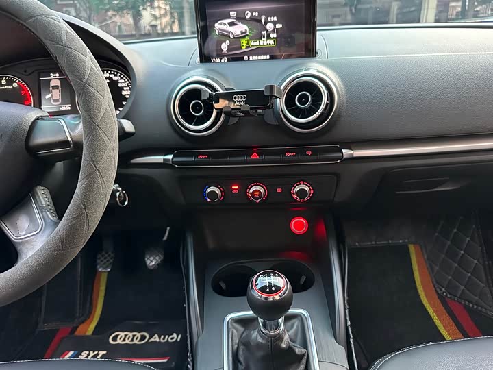 Audi A3 2015 Limousine 35 TFSI MT — фото 17