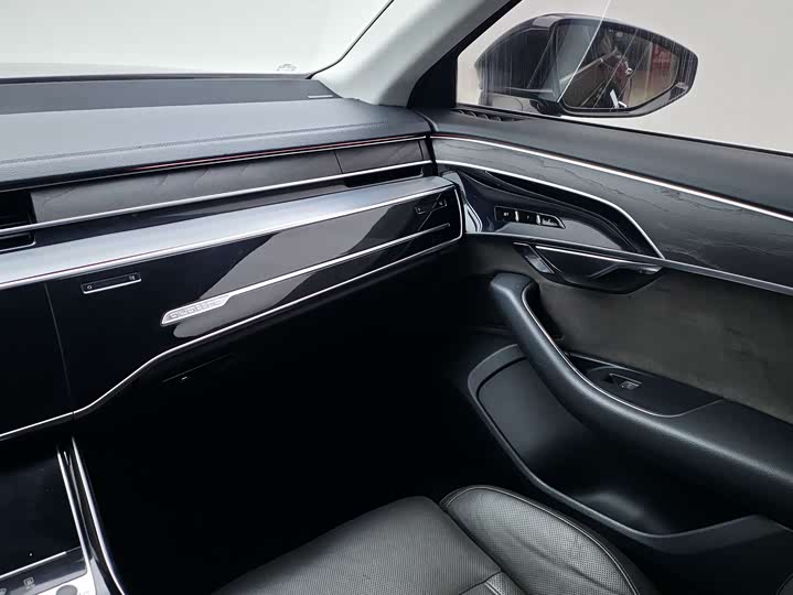 Audi A8 2019 Plus A 8 L 50 TFSI quattro Comfort — фото 26