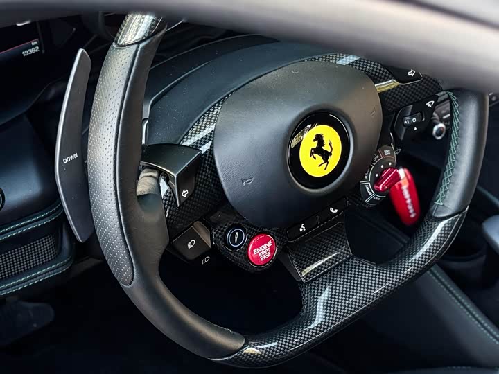 Ferrari F8 2019 Tributo 3.9 T V 8 — фото 16