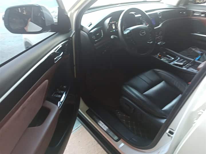 Trumpchi GS8 2017 320 T 2 WD ( ) — фото 12