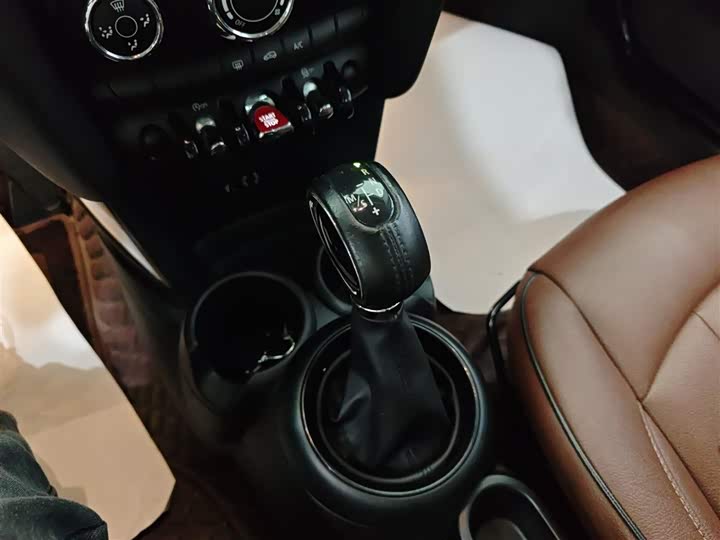 MINI Hatch — фото 14