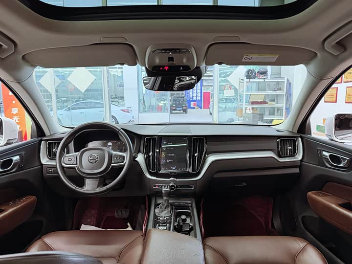 Volvo XC60 2019 T 5 4 WD VI — фото 10