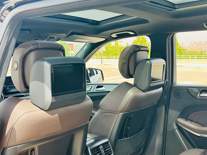 Mercedes-Benz GLS 2016 AMG GLS 63 4 MATIC — фото 19