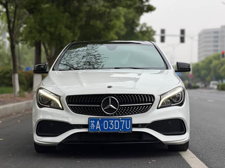 Mercedes-Benz CLA — фото 1