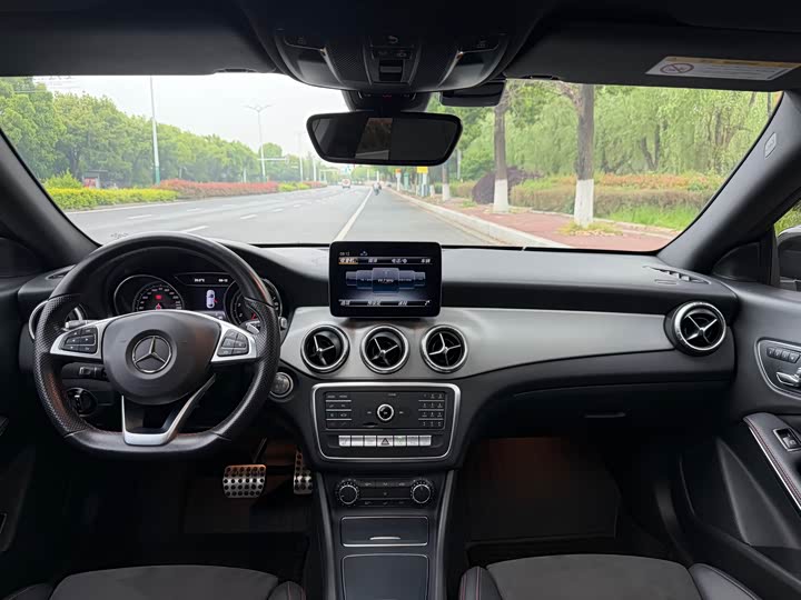 Mercedes-Benz CLA — фото 13