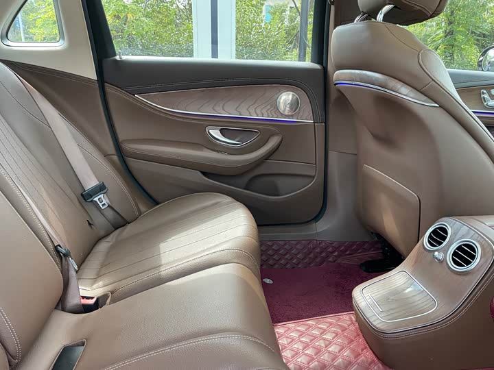 Mercedes-Benz E-Class E 300 L стиль — фото 13
