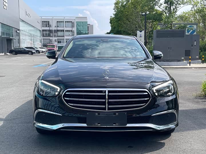Mercedes-Benz E-Class E 300 L стиль — фото 2