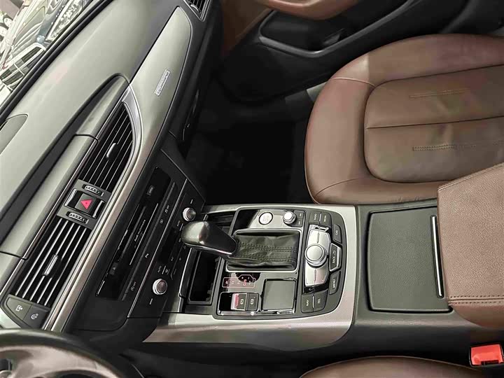 Audi A6L 45 TFSI quattro спорт — фото 5