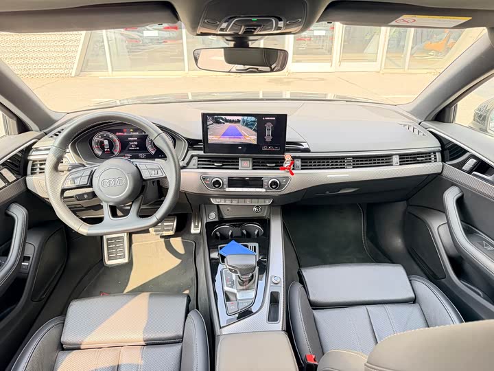 Audi A4L 2024 40 TFSI quattro RS — фото 10