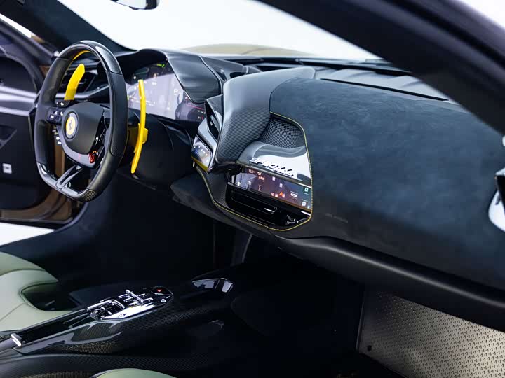 Ferrari SF90 2026 3.9 T AT — фото 25
