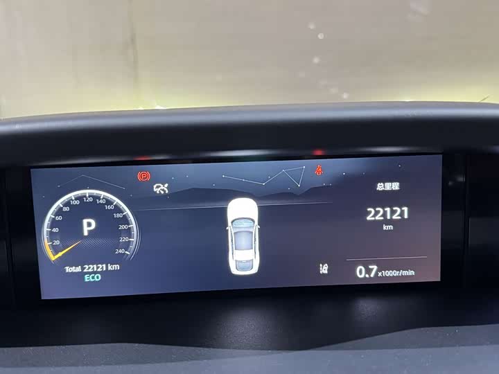 Changan UNI-V 2024 1.5 T Premium — фото 12