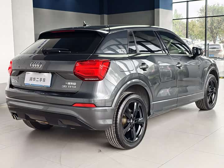 Audi Q2L 2020 35 TFSI — фото 5