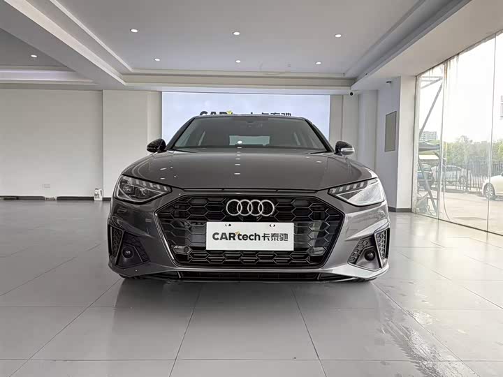 Audi A4L 2022 40 TFSI — фото 3
