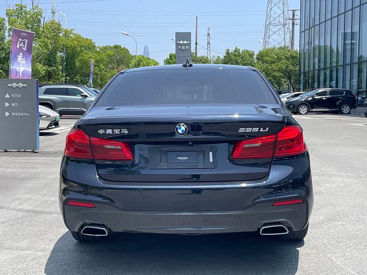BMW 5 Series 525Li M спортпакет — фото 17